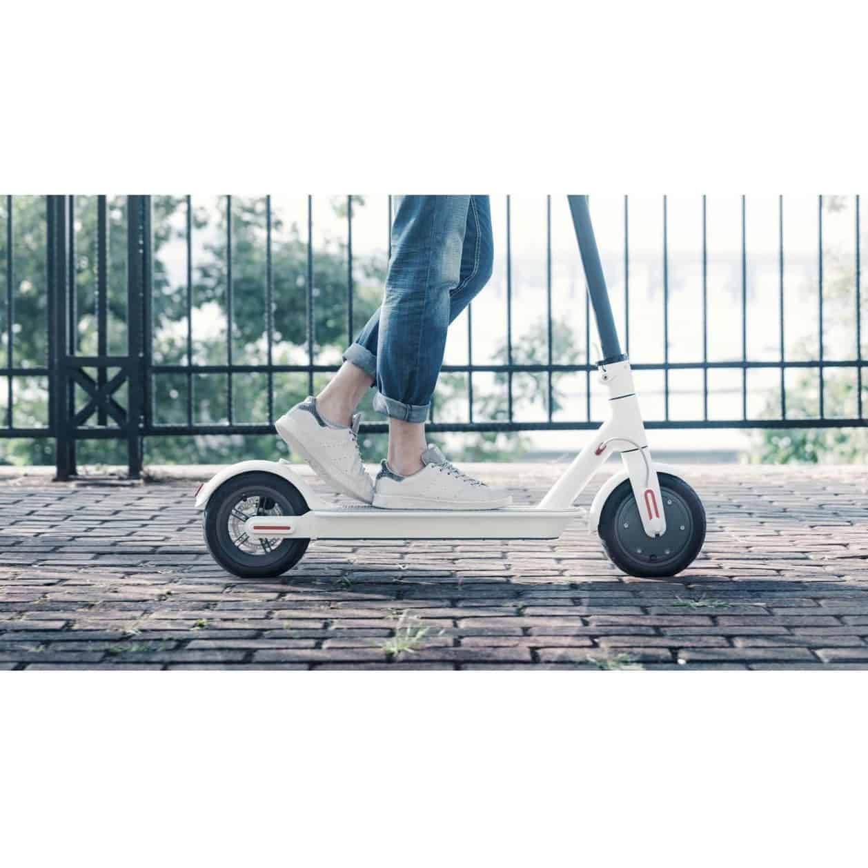Xiaomi Mi Electric  Scooter M365 White